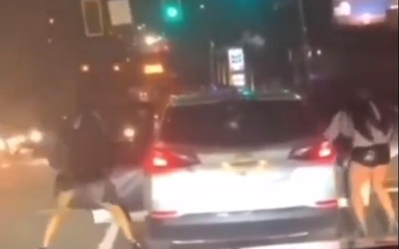 Twerken voor het stoplicht