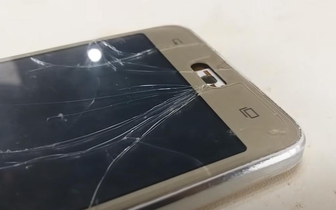 Vrouw steekt man in brand na ruzie over gebruik mobiele telefoon